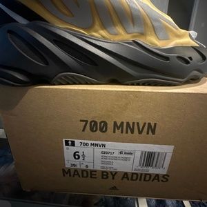 Yeezy Honey 700 MVN